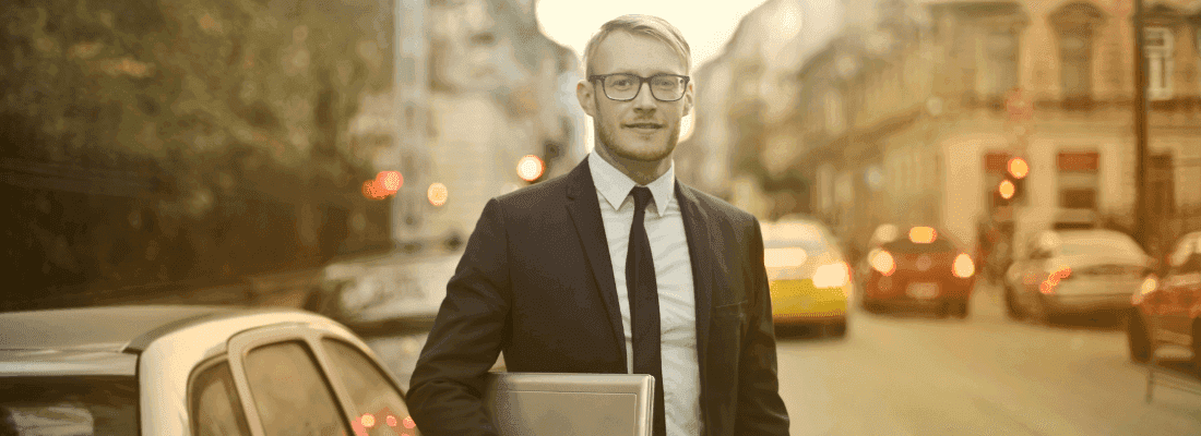 Rekrutacja handlowca: skuteczne strategie i narzędzia oceny kandydatów