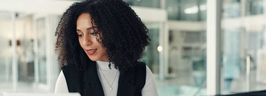 Od czego zacząć wdrożenie e-teczki w organizacji? Przewodnik HRK po cyfryzacji dokumentacji pracowniczej