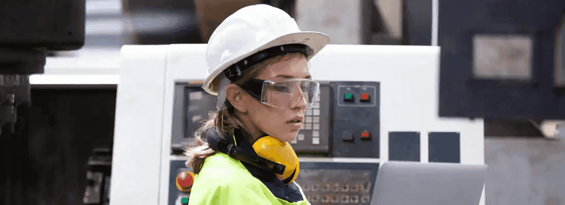 Przemysł, kobieta inżynier, kobieta w pracy